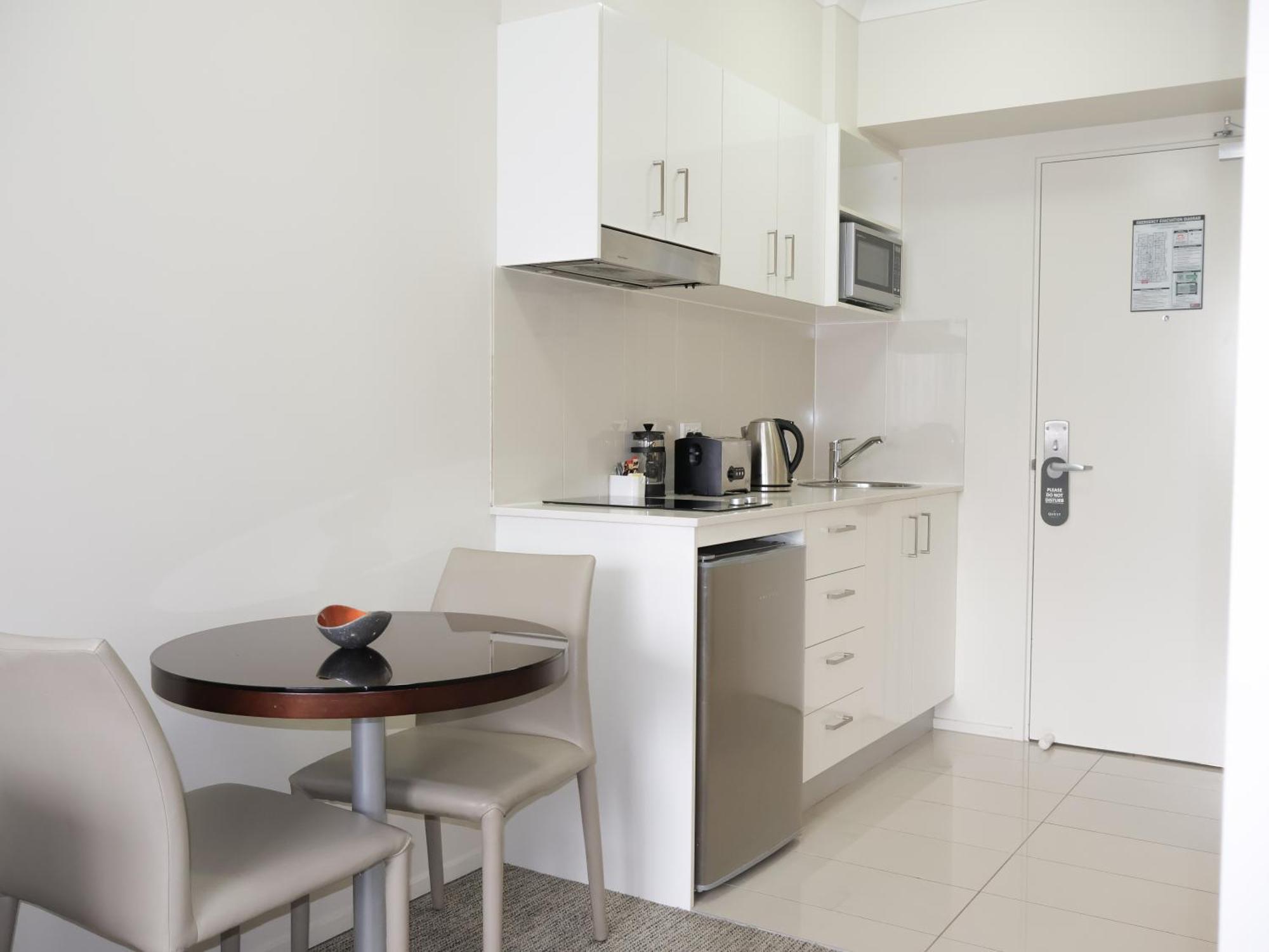 Quest Breakfast Creek Aparthotel Brisbane Exterior photo